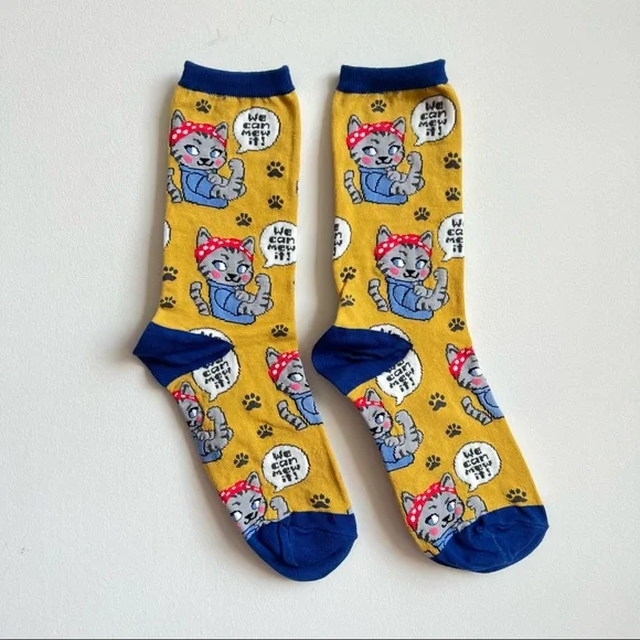 Rosie the Riveter cute cat socks We Can Mew It - Picture 1 of 3